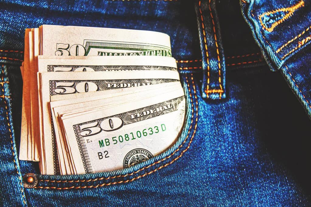 Why Some Men Hate Single Moms: 9 Shocking Reasons 11 Money sticking out of jeans pocket