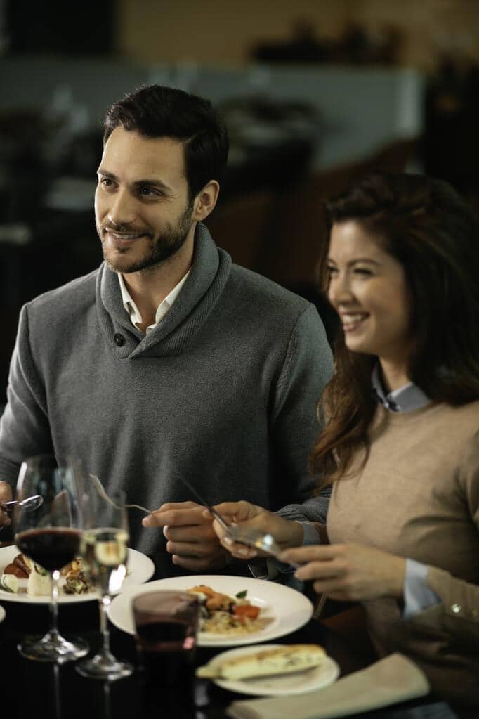 2025’s Most Toxic Dating Trends: Behaviors You Need to Avoid 11 happy loving couple enjoying restaurant young couple enjoying food