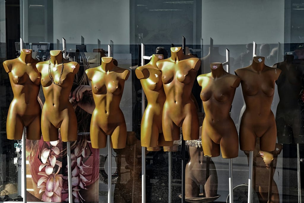 Why Women Aren’t Seen as Fully Human by Men 7 pierre best DTJpmmJ79FA unsplash