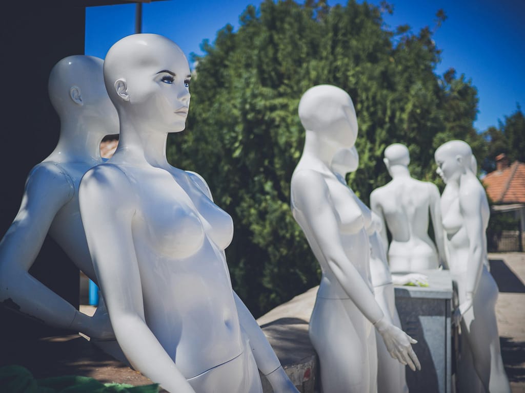 Why Women Aren’t Seen as Fully Human by Men 6 gabriel mccallin xbUK8QyVPNM unsplash