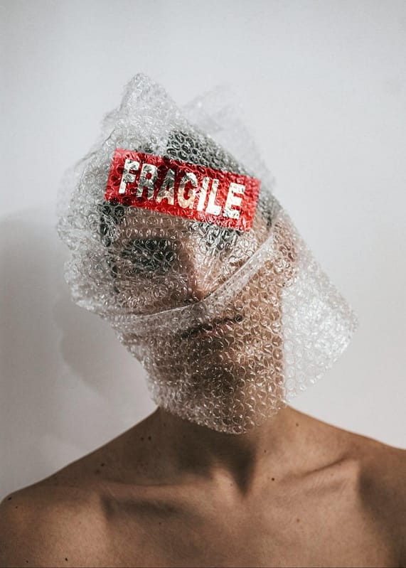 Male Fragility and Abusive Relationships: The Psychological Underpinnings 15 FragileMaleEgo