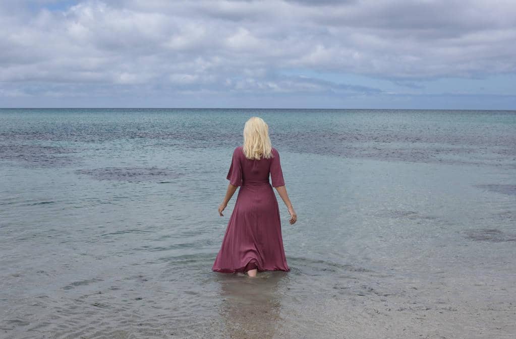 Walkaway Wife: 14 Important Questions to Contemplate Before Becoming One 7 portrait pretty blonde girl wearing purple dress posing beautiful ocean
