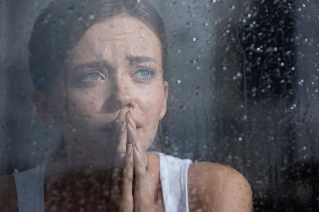 Empathic Ruptures in Relationships: 5 Critical Moments You Can’t Ignore 10 upset young woman crying showing please gesture home