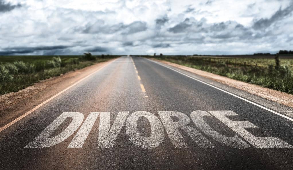High Conflict or Legal Abuse During Divorce? 5 Differences 2 painful divorce on rural road 1