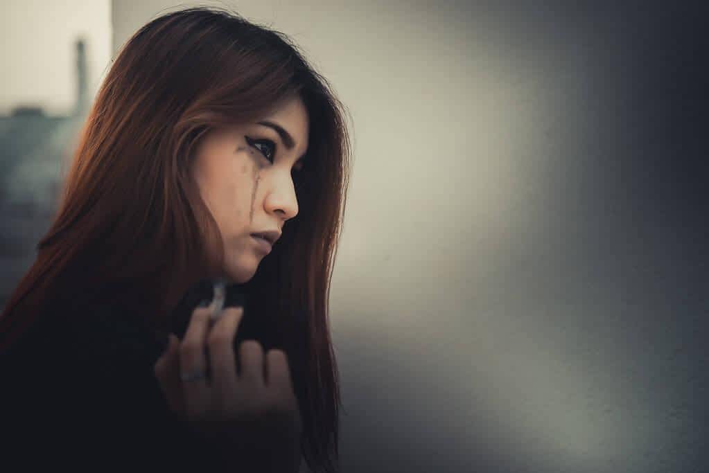 woman sad love she smoking because stress boyfriend heartbreak