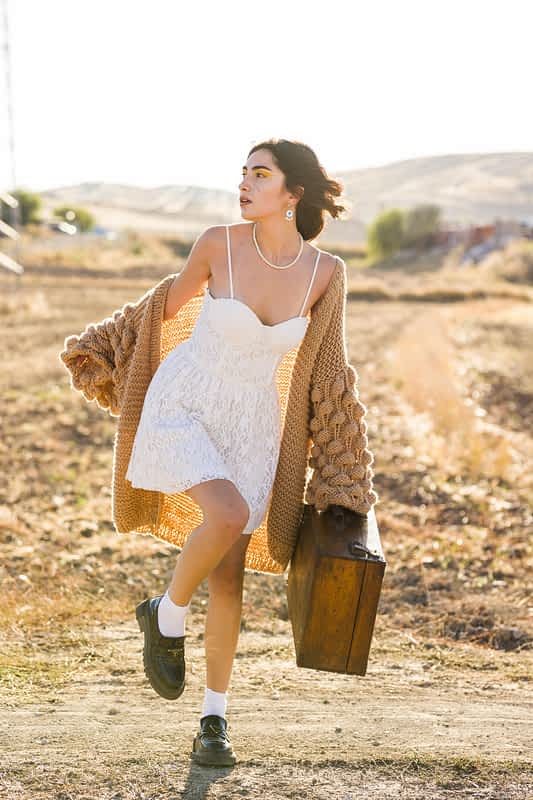 Why Women Leave Good Husbands Without Regret Will Shock You 2 woman walking away