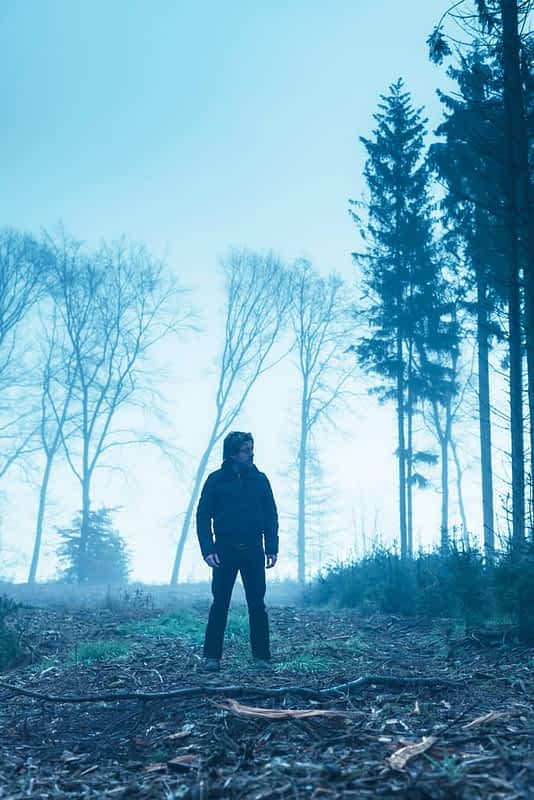 15 Disgusting, Sketchy Things Creepy Men Do 12 creepy man in black jacket and trousers in foggy winter forest