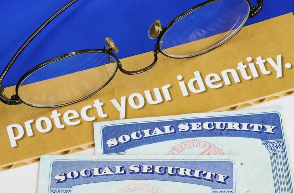 protect personal identity concept of privacy theft