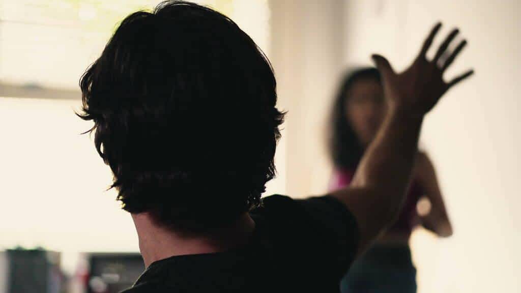 12 Alarming Signs He’s Disrespecting You Without You Knowing 5 man mocking girlfriend argument upset girlfriend