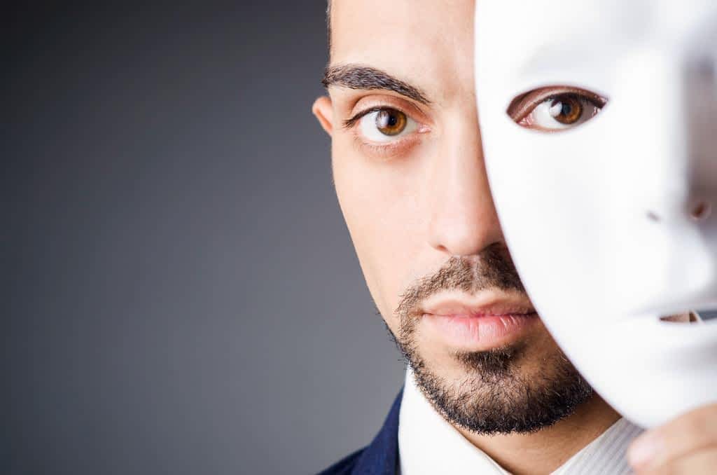 Identity Theft: You Can't Afford to Overlook These 9 Signs 28 Identity Theft: You Can't Afford to Overlook These 9 Signs